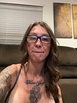 DeeDee-69 Chat XXX in diretta