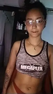 MIlan333X 라이브 XXX 채팅