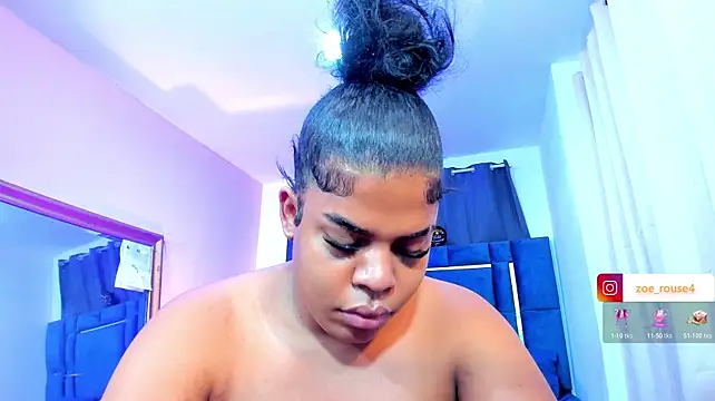 Chat XXX en directo de zoee_rose