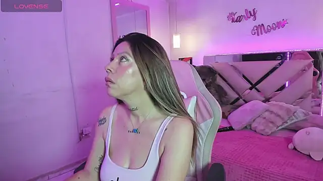 Živý XXX chat Karly_moon