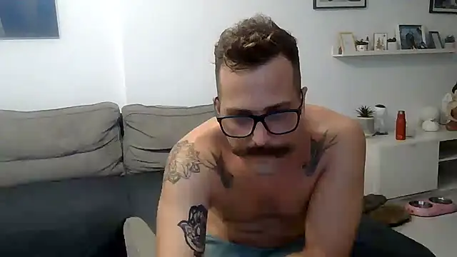 yanick931 élő XXX-chatje