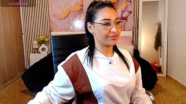 Živý XXX chat IvyShine7