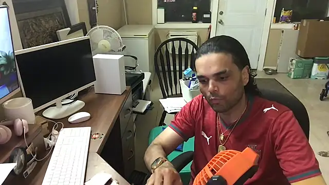 הופעת וובקאם של icebergslim281