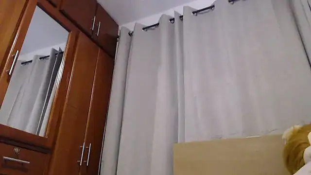 Ann_y Chat XXX in diretta