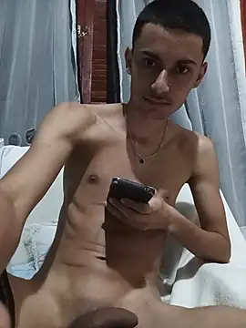 Show modela Binhomadeira na web-kameri
