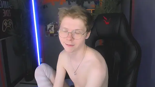 XXX chat uživo modela DanielSanders