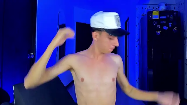 Pertunjukan Kamera Web Demian_cute18