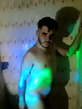 Danielserom23 Show in webcam