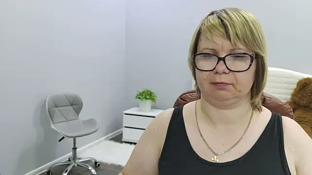 BonnnyBoobsy – Kamerová šou