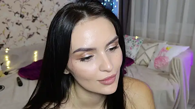 MilaaSweety – Naživo XXX chat