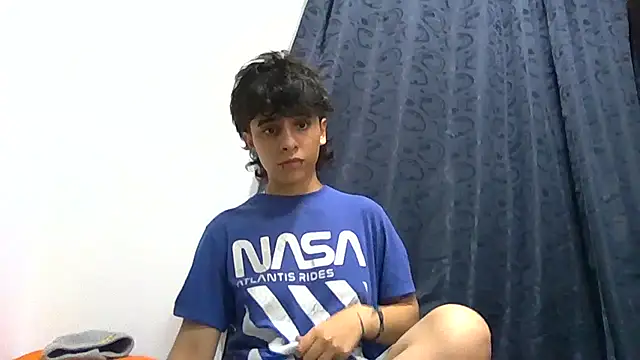 LatinHeatX22 ওয়েবক্যাম শো