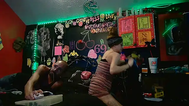 Chatroom XXX en direct de Splash_Queen420