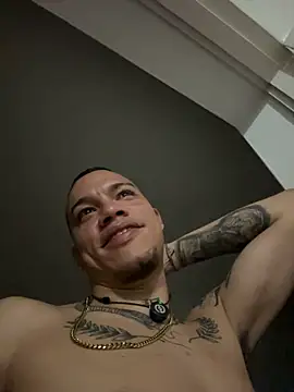 AlphaMasterXxx Live XXX-chat
