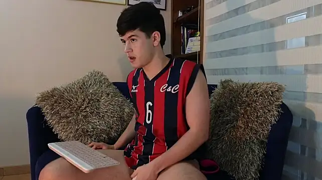 Show Webcam de tightncuteass