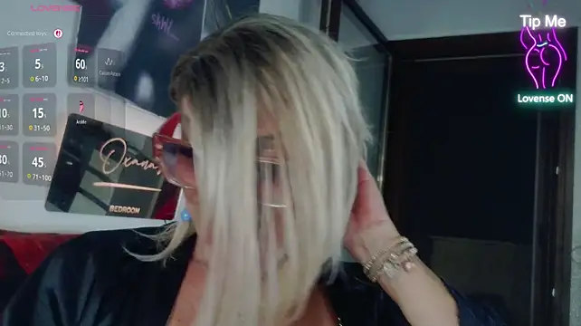 LadyOxanan Webbikameraesitys