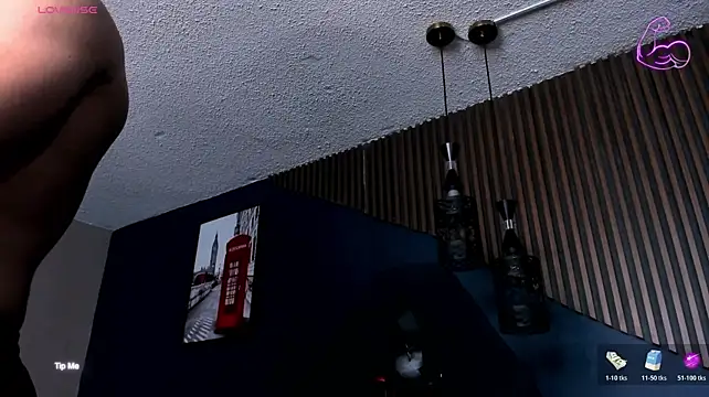 Axxel_Muscle Webcam Show