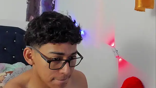 Robert__Zan 现场XXX聊天