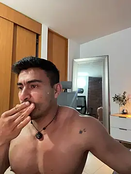 Chris_Clarck's Live XXX Chat