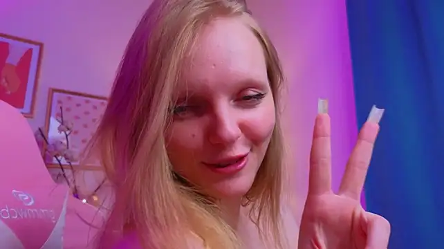 evangel1ne's Live XXX Chat