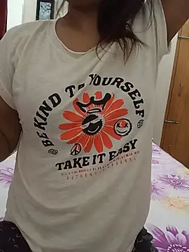 Tanha18's Live XXX Chat