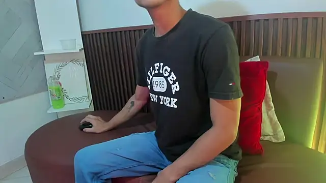دردشة choco_dick_ الجنسية المباشرة