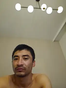 Lokomo32n Live XXX chat