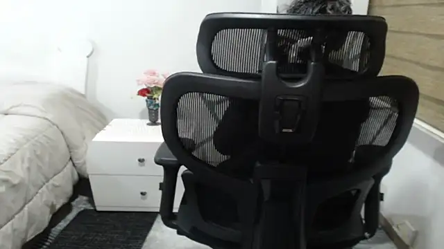jesy_hot Chat XXX in diretta