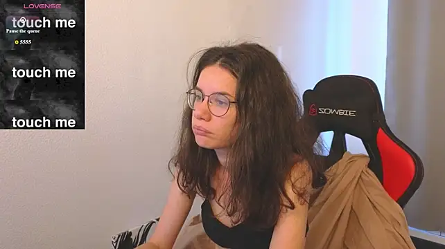 دردشة Jessica-Adams الجنسية المباشرة