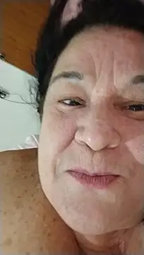 צ'אט XXX בשידור חי של Yaya_Mineira