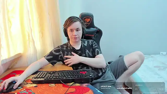 iliaskrislove Webcam Show