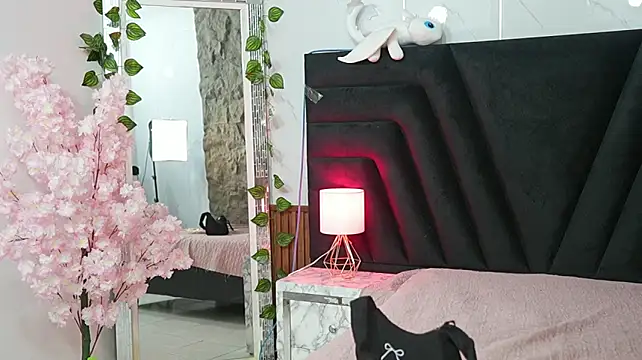 Chat XXX Live kinkylittlegirll