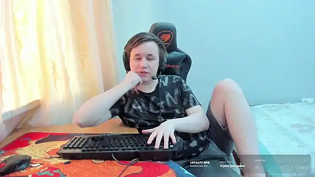 Show modela iliaskrislove na web-kameri