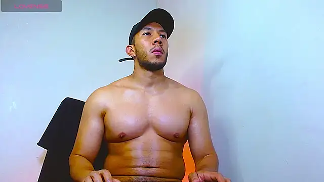 georgeholl Show in webcam
