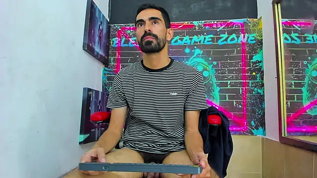 Andres_Bless Show in webcam
