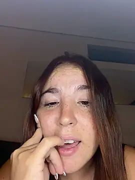AMORINHA_S2_ Chat XXX in diretta