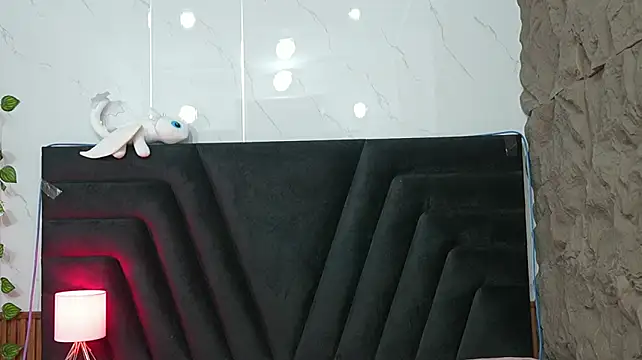 Chatroom XXX en direct de kinkylittlegirll