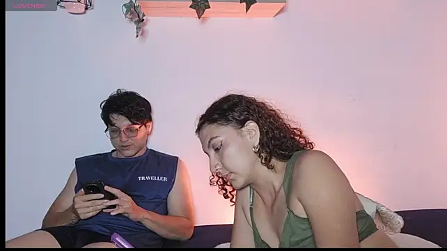 הופעת וובקאם של Mia_belmont