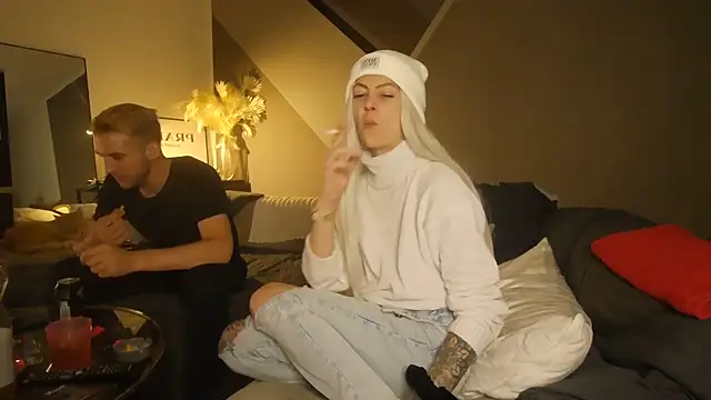 PleasureRebels Live XXX-Chat