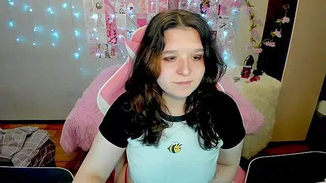 Kate_Acid Chat XXX in diretta