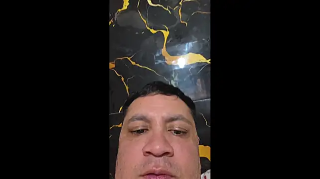 Show modela 69_romantico_69 na web-kameri
