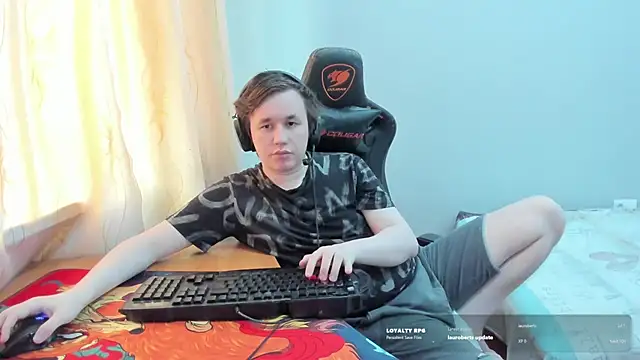 Show modela iliaskrislove na web-kameri