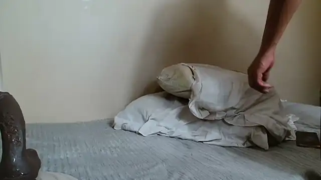 XXX chat uživo modela KinkyJXxX
