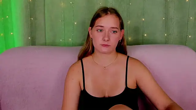 AlinaVice's Live XXX Chat