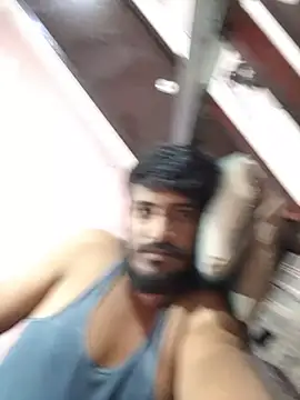 HotXKrish Adlı Modelin Canlı XXX Sohbeti