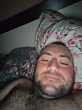 Chat XXX en directo de StrictBobby