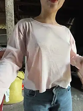 Lolan-00 在線直播表演