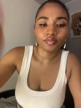 sophia18-'s Live XXX Chat
