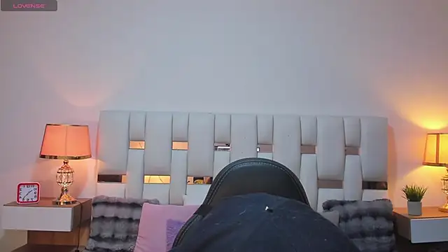 Zeus_damian21のライブXXXチャット
