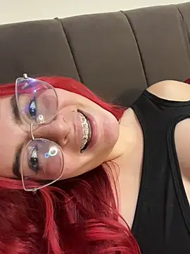 Chatroom XXX en direct de Soffi_hoot
