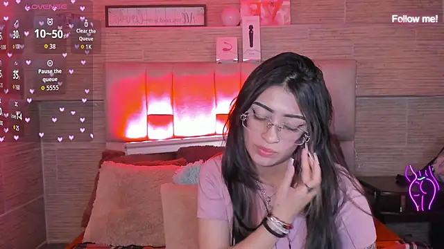 دردشة mia_devine_ الجنسية المباشرة